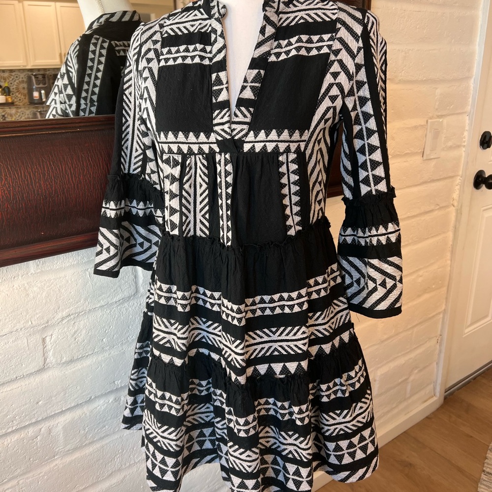 Miami Geometric Black and White Long Sleeve Dress